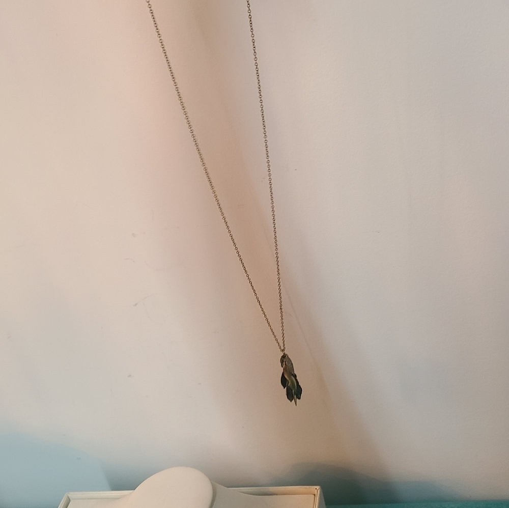 Feather Necklace - Picture 3 of 9
